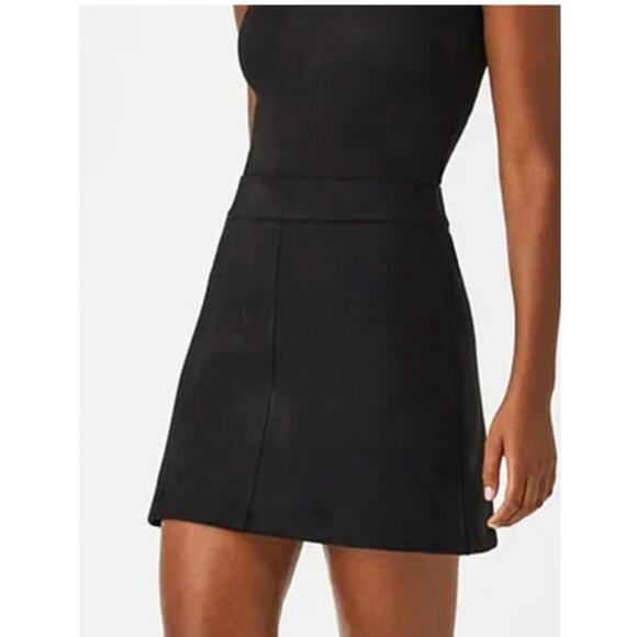 Spanx Skort Womens XL Black Faux Suede Mini A Line Shapewear Pull On Skirt - Picture 1 of 11